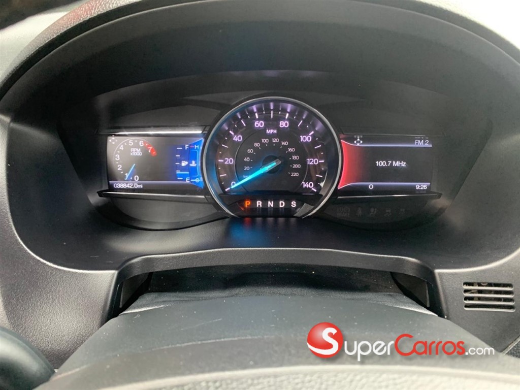 2019 Ford Explorer Limited — foto 2 / 10
