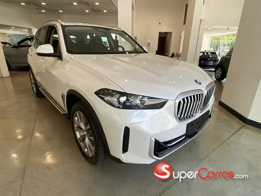 2025 BMW X 5 XDRIVE 40i — foto 2 / 9