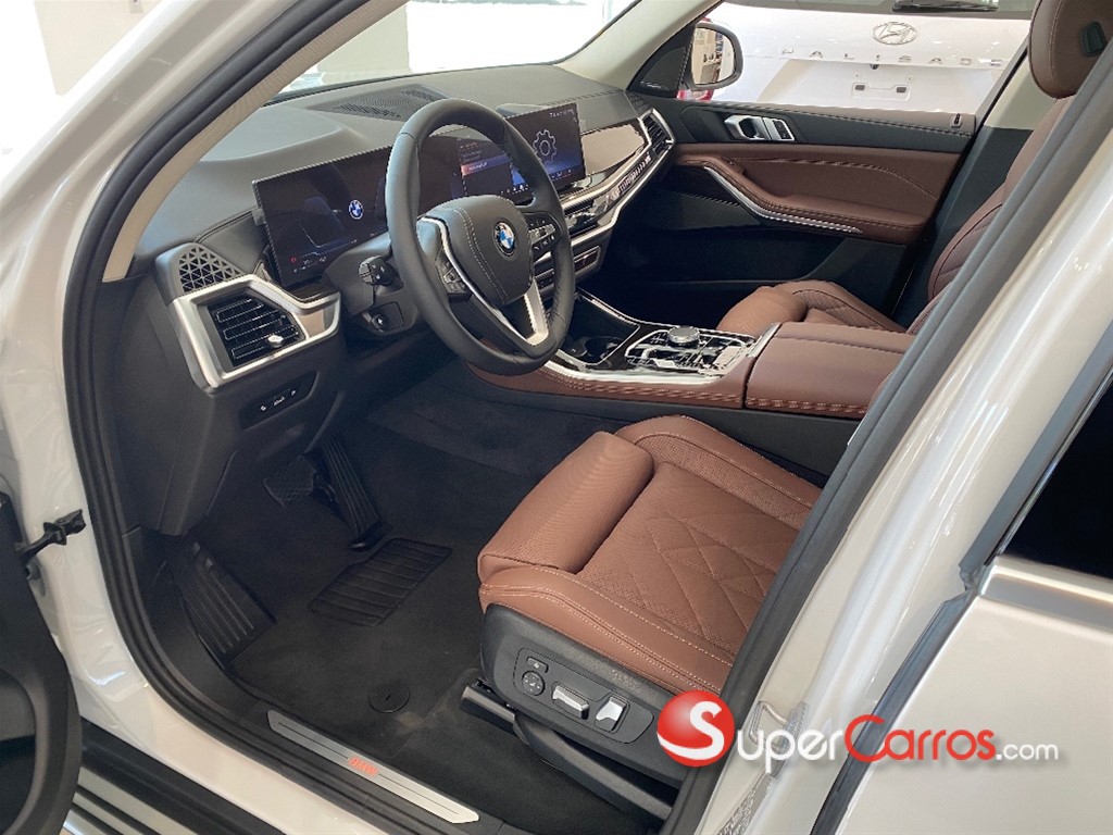 2025 BMW X 5 XDRIVE 40i — foto 5 / 9