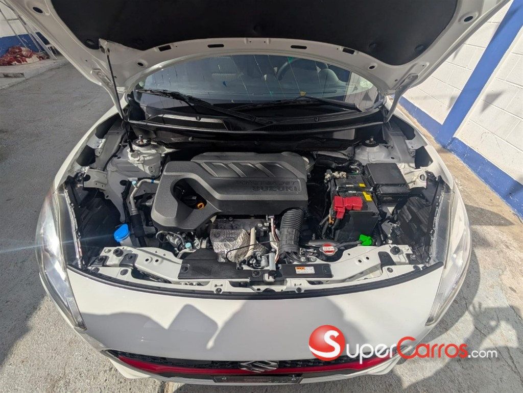 2020 Suzuki Swift RS Sport — foto 2 / 12