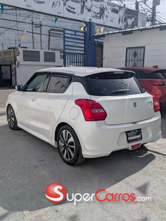 2020 Suzuki Swift RS Sport — foto 9 / 12