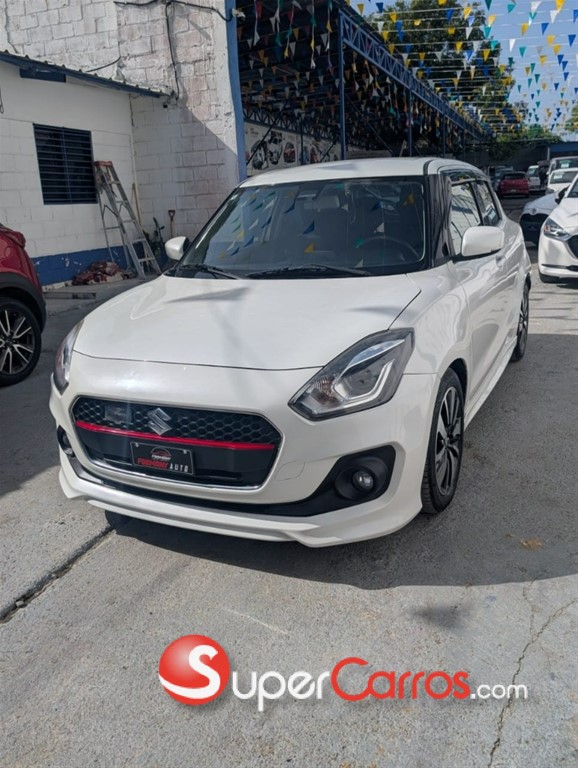 2020 Suzuki Swift RS Sport — foto 10 / 12