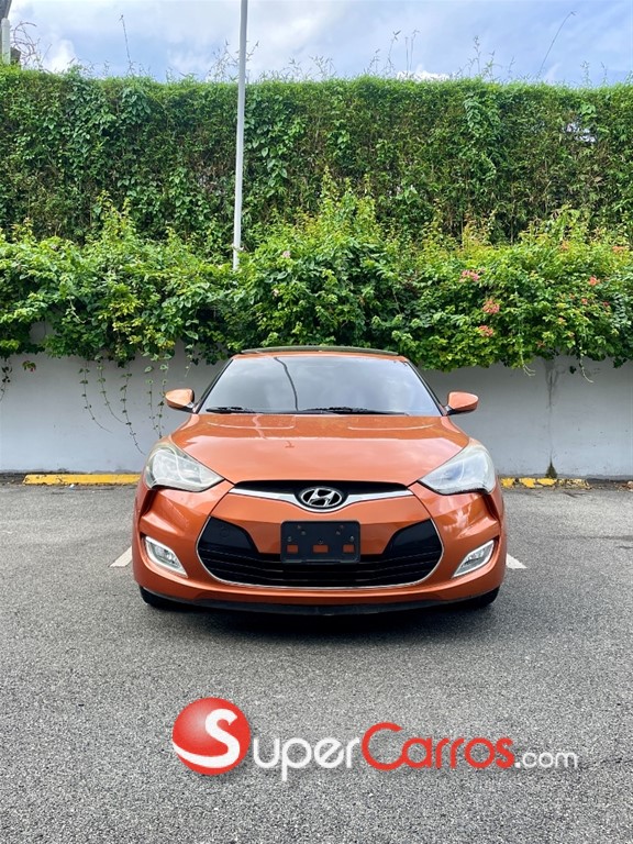 2016 Hyundai Veloster — foto 2 / 10