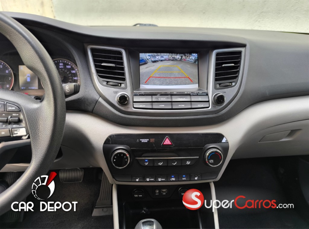 2018 Hyundai Tucson SE — foto 6 / 10