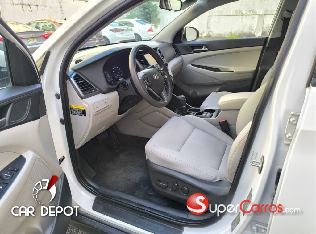 2018 Hyundai Tucson SE — foto 7 / 10