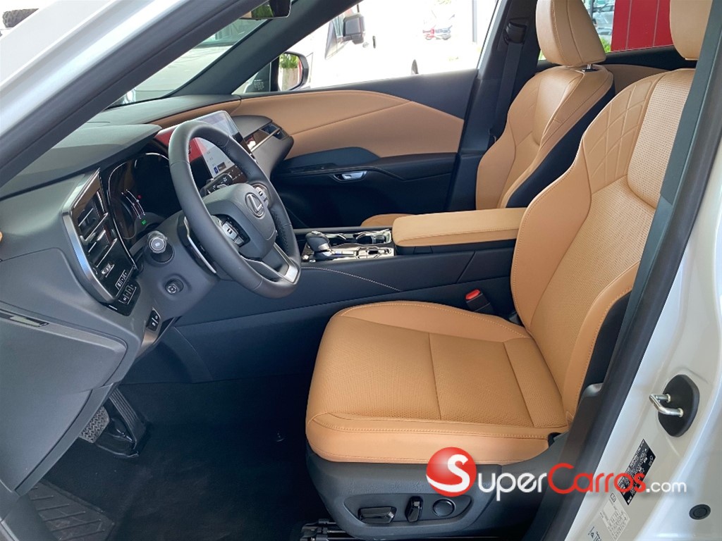 2026 Lexus RX 350H — foto 4 / 8