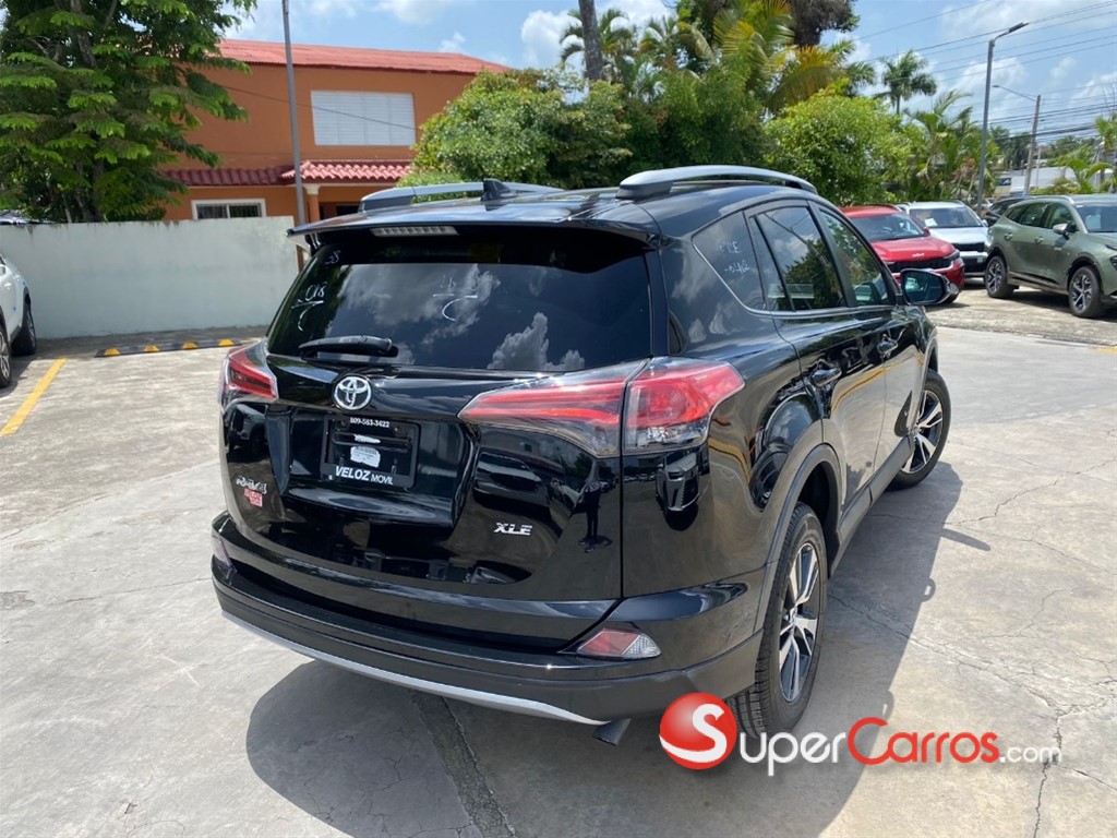 2018 Toyota RAV4 XLE — foto 3 / 6