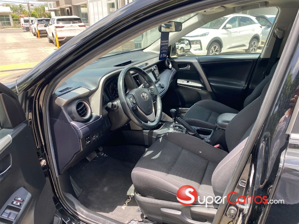 2018 Toyota RAV4 XLE — foto 6 / 6