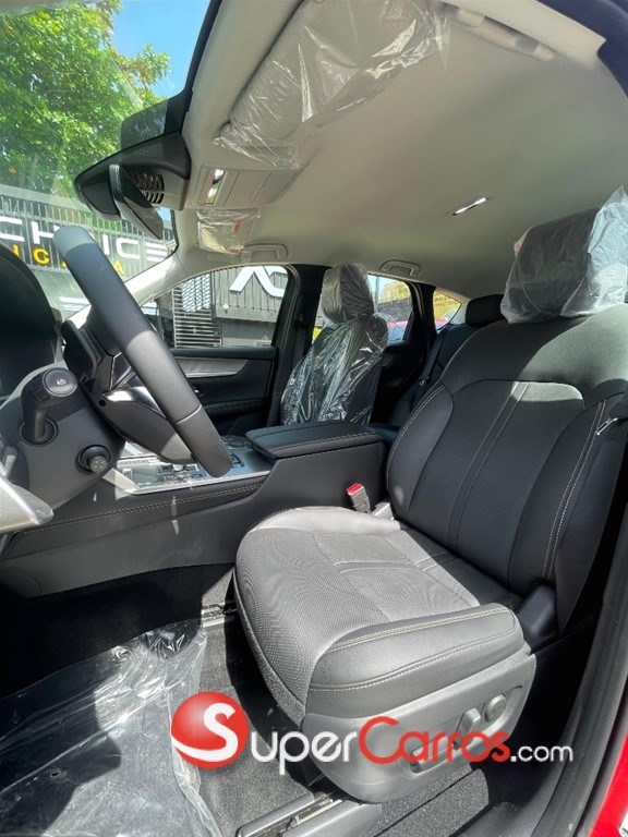 2027 Mazda CX-60 GS — foto 8 / 12