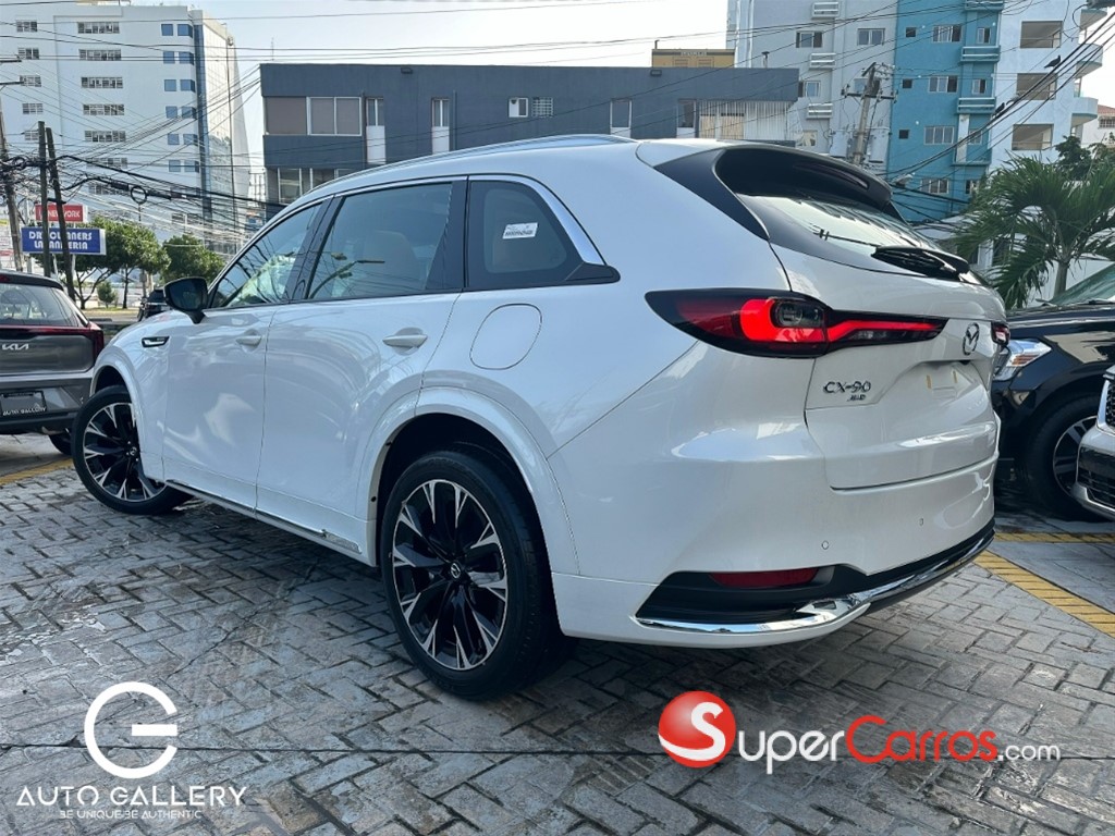 2027 Mazda CX-90 High Plus MHEV — foto 4 / 11