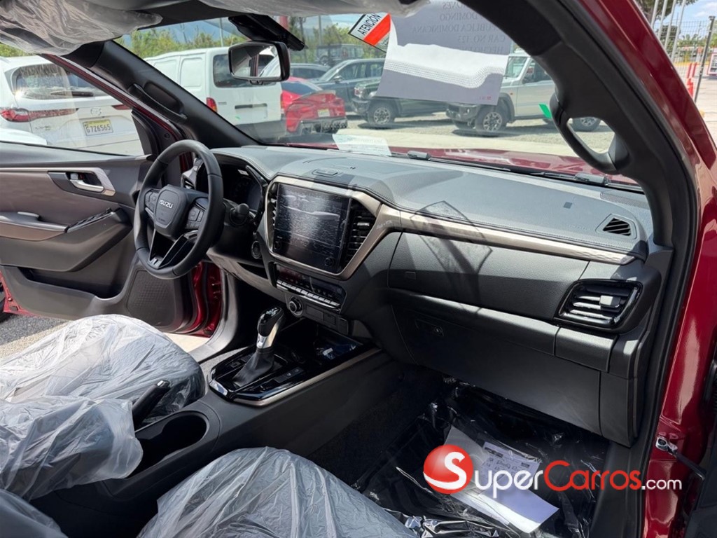 2027 Isuzu DMAX LSE — foto 10 / 10