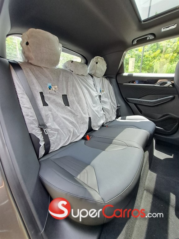 2026 Geely COOLRAY GF — foto 9 / 12