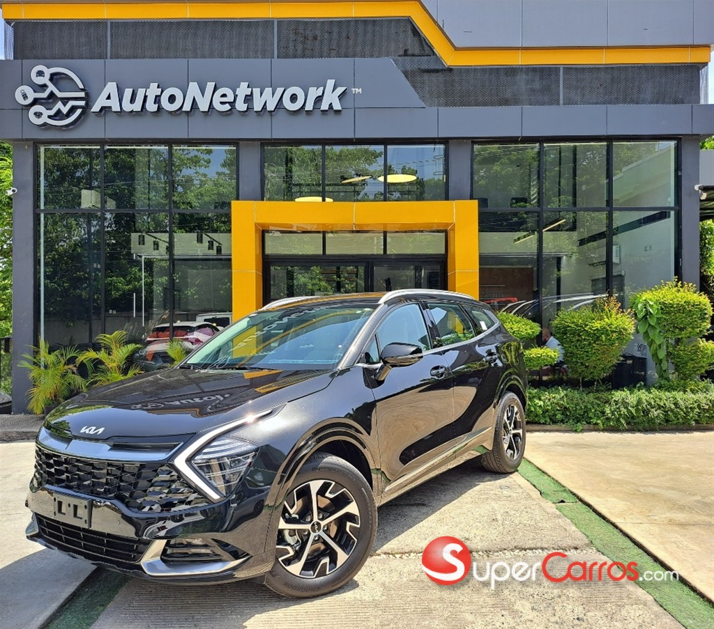 2026 Kia Sportage Luxury — foto 2 / 12