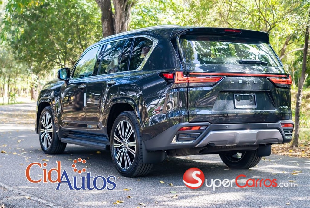 2026 Lexus LX 600 URBAN — foto 3 / 12