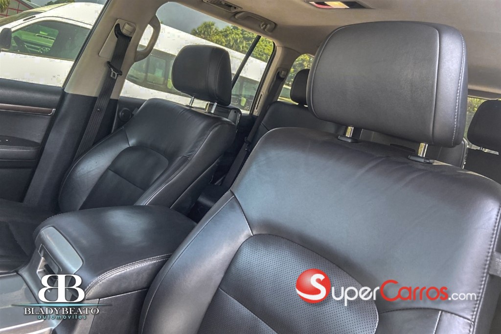 2016 Toyota Land Cruiser — foto 11 / 12