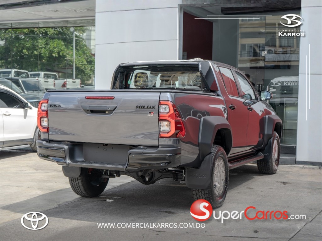 2026 Toyota Hilux GR Sport — foto 4 / 11