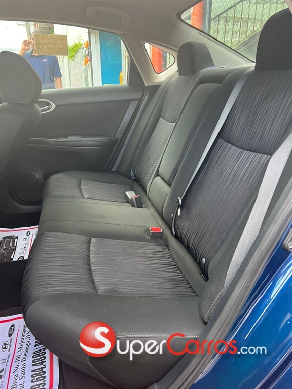 2019 Nissan Sentra SV — foto 5 / 11