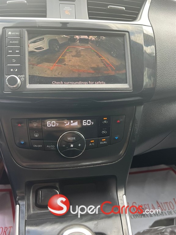 2019 Nissan Sentra SV — foto 9 / 11