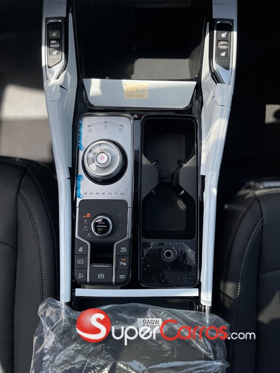 2026 Kia Sorento MQ4 Limited — foto 12 / 12