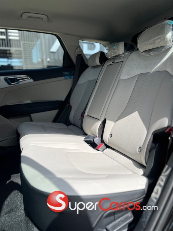 2026 Kia Sportage Luxury — foto 12 / 12