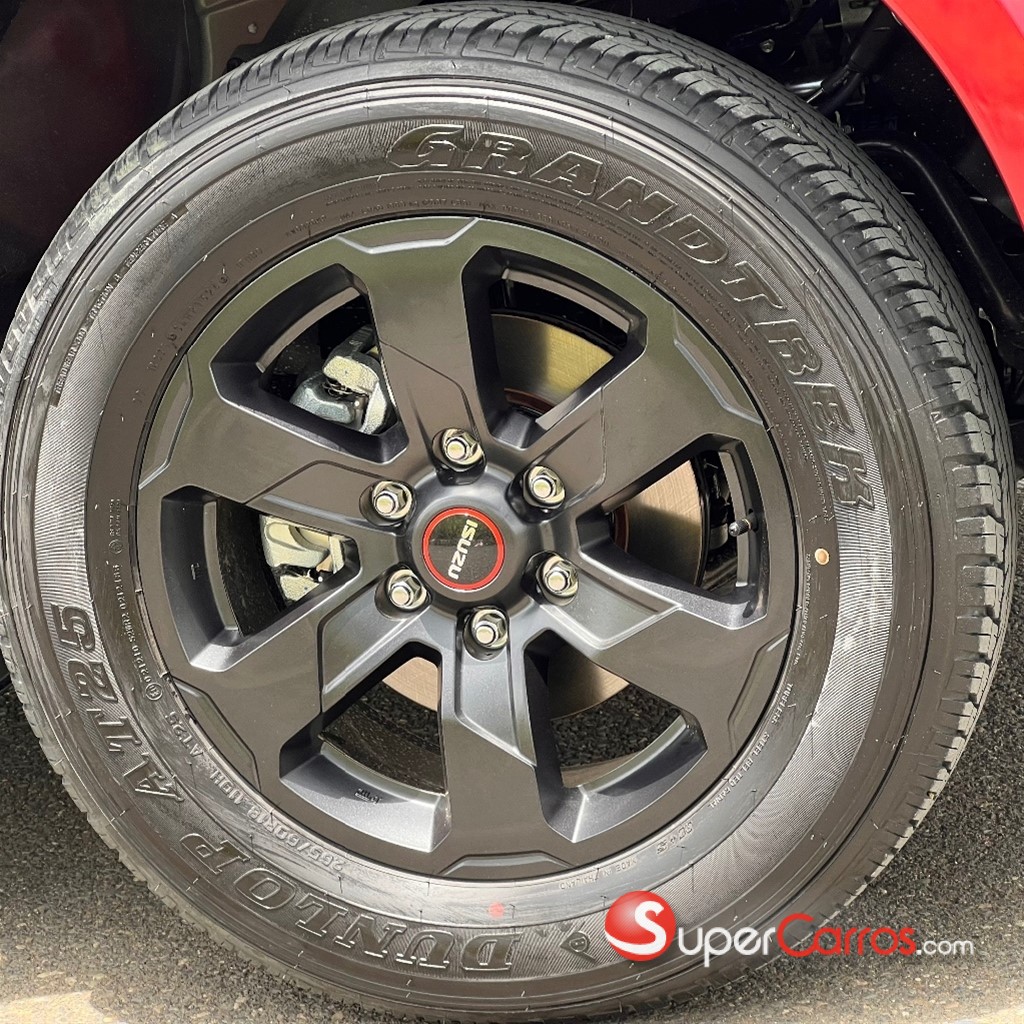 2027 Isuzu DMAX LSE — foto 8 / 12