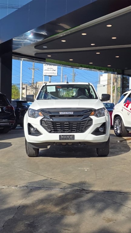 2027 Isuzu DMAX — foto 4 / 12