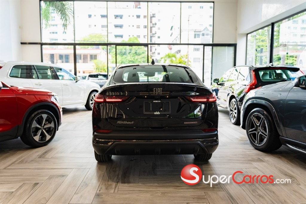 2024 Fiat Fastback Limited 270 — foto 9 / 10