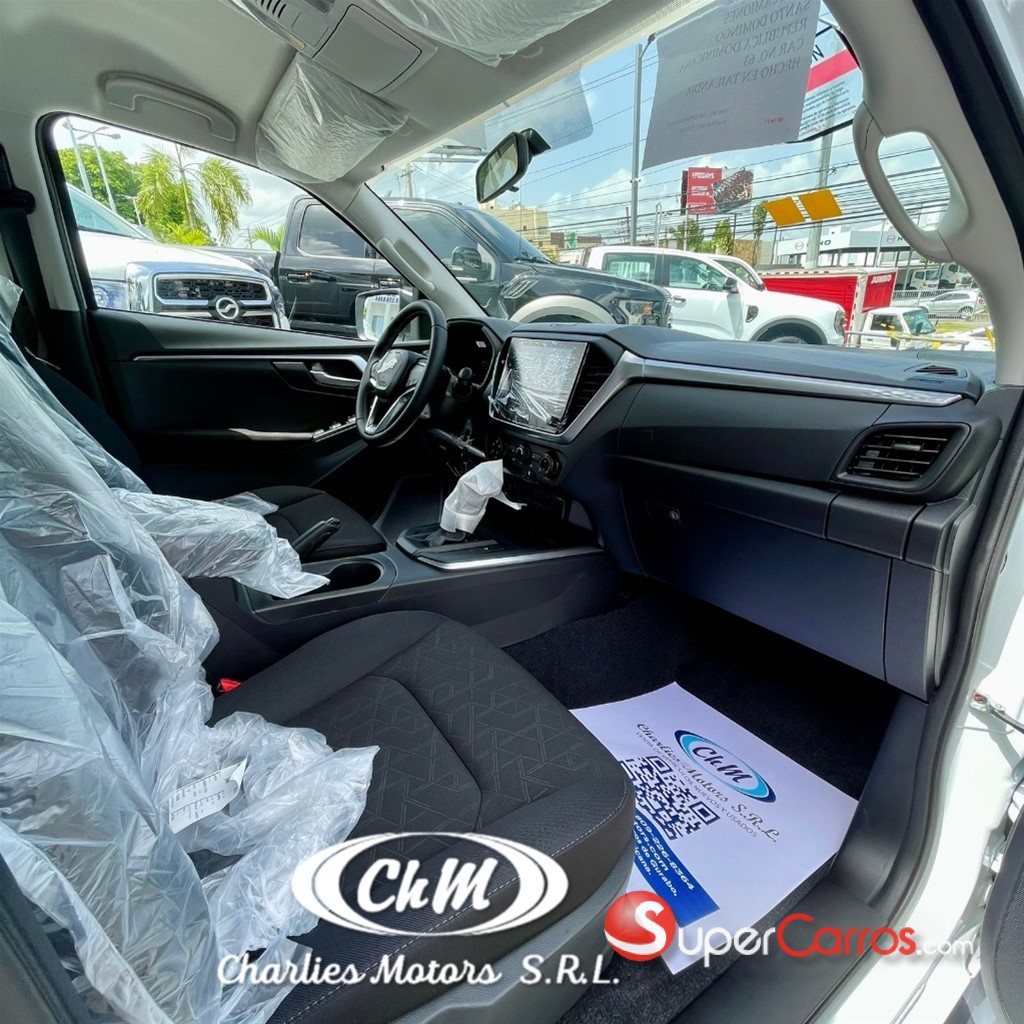2027 Isuzu DMAX LS — foto 5 / 9