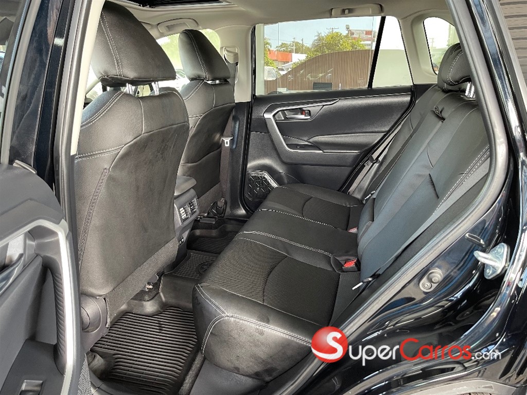 2019 Toyota RAV4 XLE — foto 6 / 10