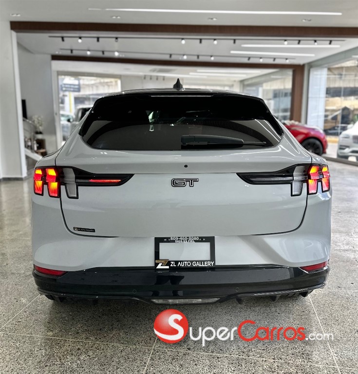 2022 Ford Mustang Mach-E GT Performance — foto 7 / 12