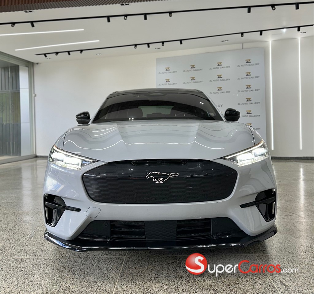 2022 Ford Mustang Mach-E GT Performance — foto 9 / 12