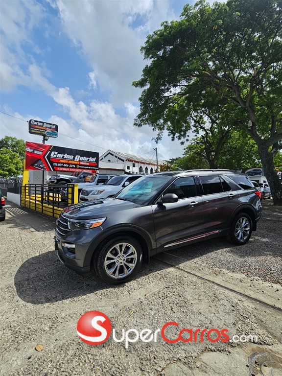 2020 Ford Explorer XLT 4WD