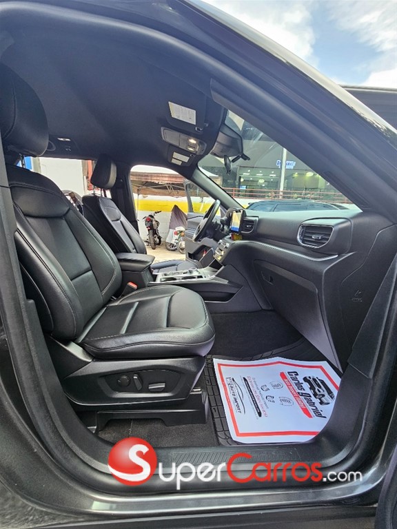 2020 Ford Explorer XLT 4WD — foto 10 / 11