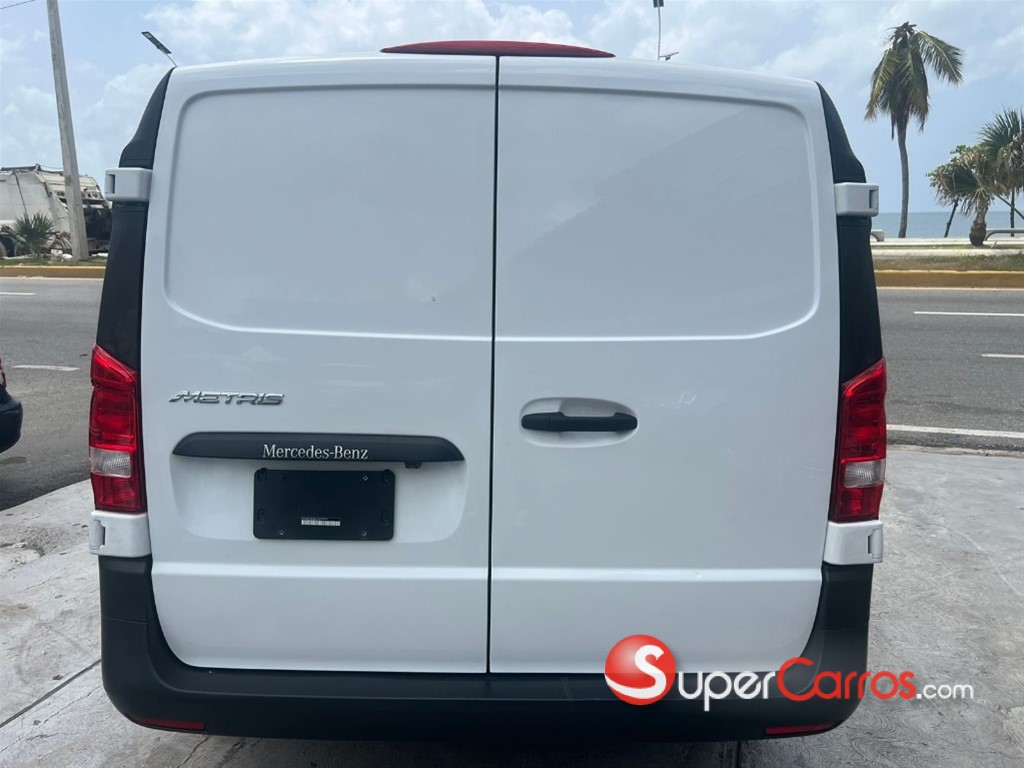 2019 Mercedes-Benz Metris — foto 9 / 12