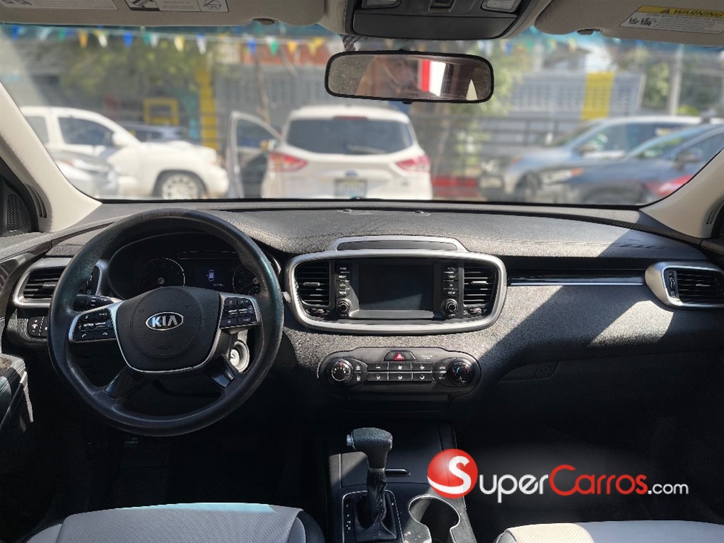 2020 Kia Sorento LX — foto 10 / 11