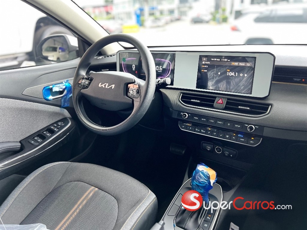 2026 Kia K-3 Cross — foto 8 / 11