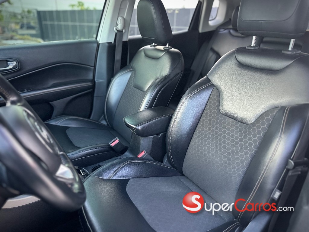 2018 Jeep Compass Altitude — foto 7 / 10