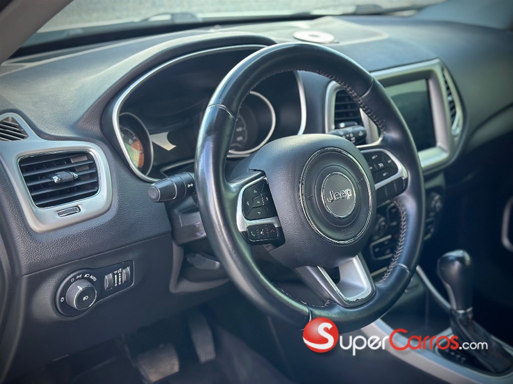 2018 Jeep Compass Altitude — foto 8 / 10