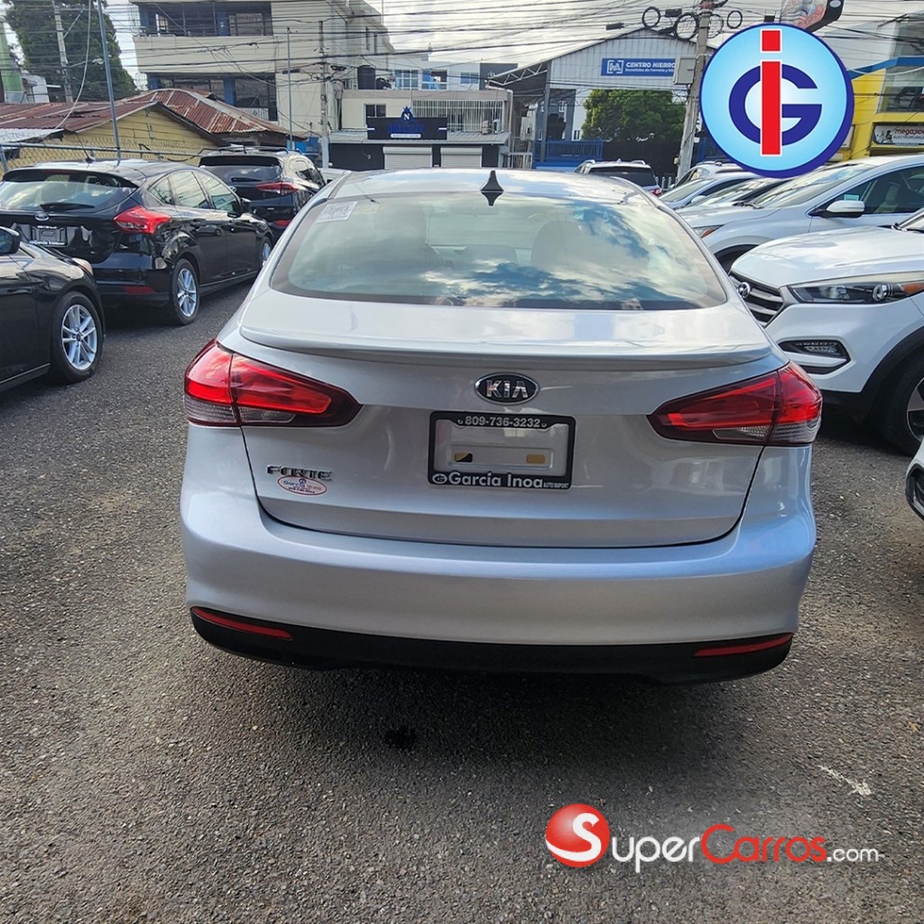 2018 Kia Forte LX — foto 3 / 11
