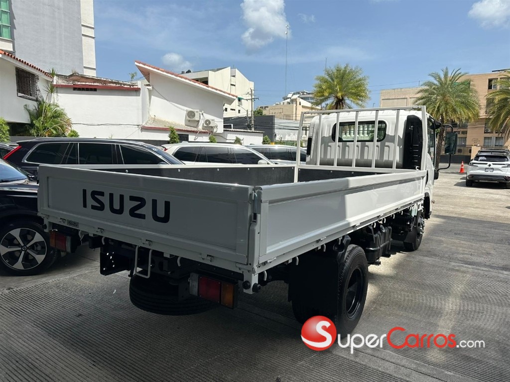 2026 Isuzu NPR 14 pies — foto 6 / 12