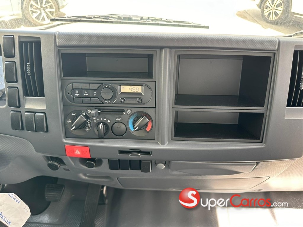 2026 Isuzu NPR 14 pies — foto 12 / 12