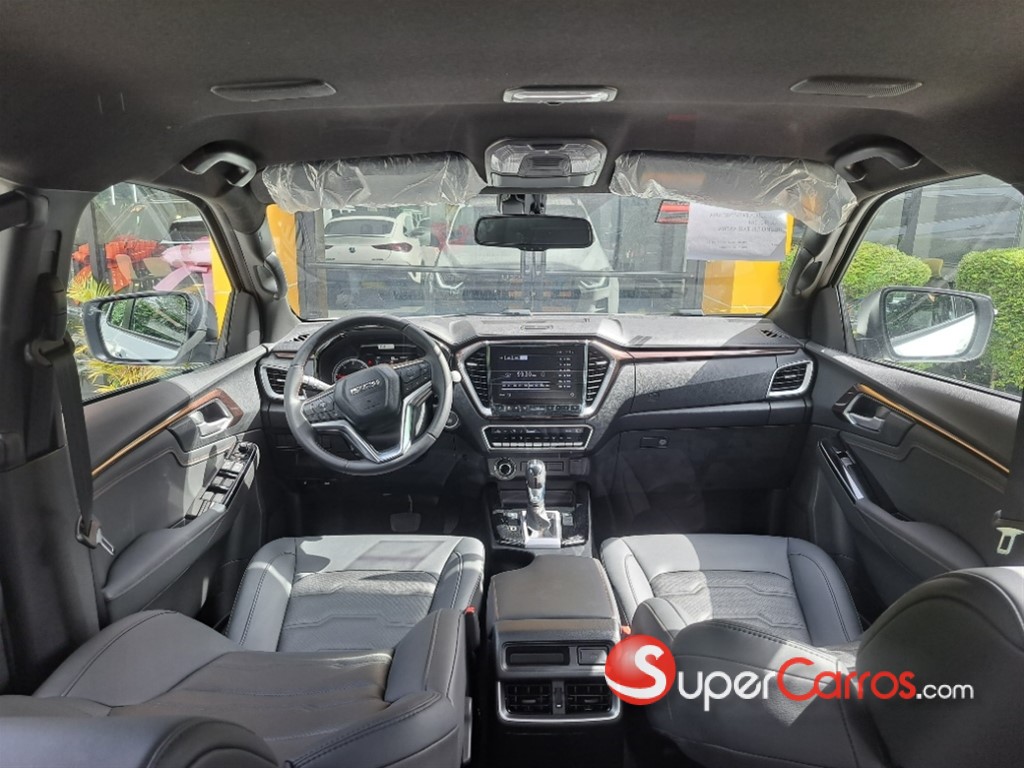 2026 Isuzu DMAX LSE — foto 11 / 12