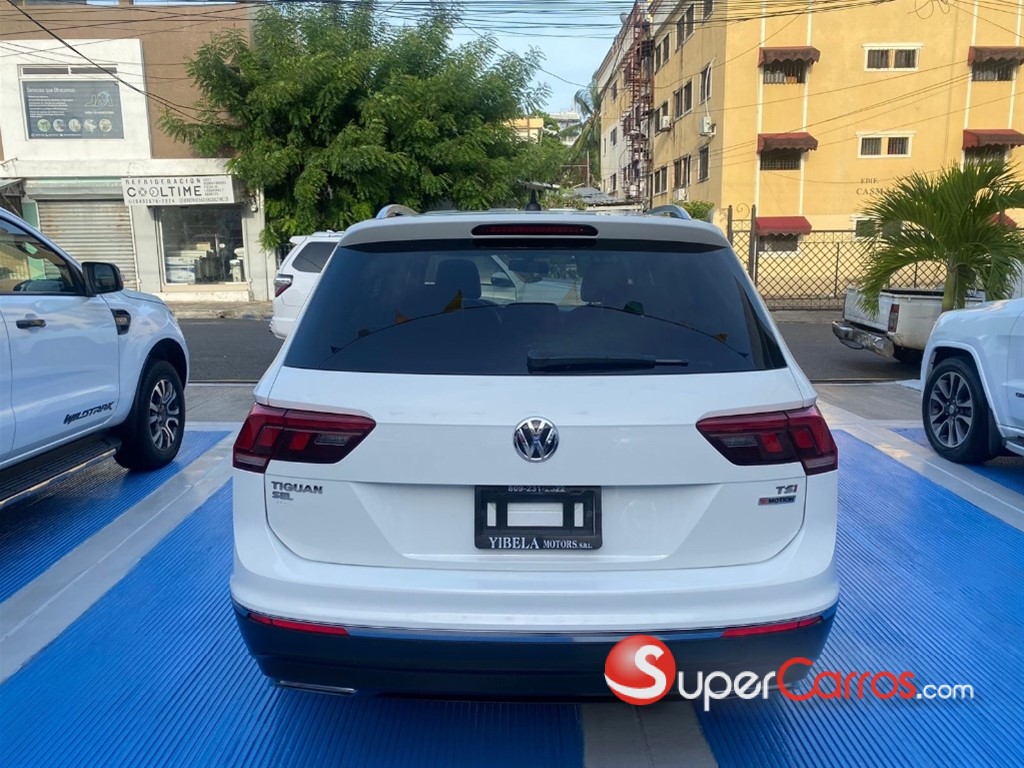 2018 Volkswagen Tiguan SEL 4Motion — foto 6 / 12