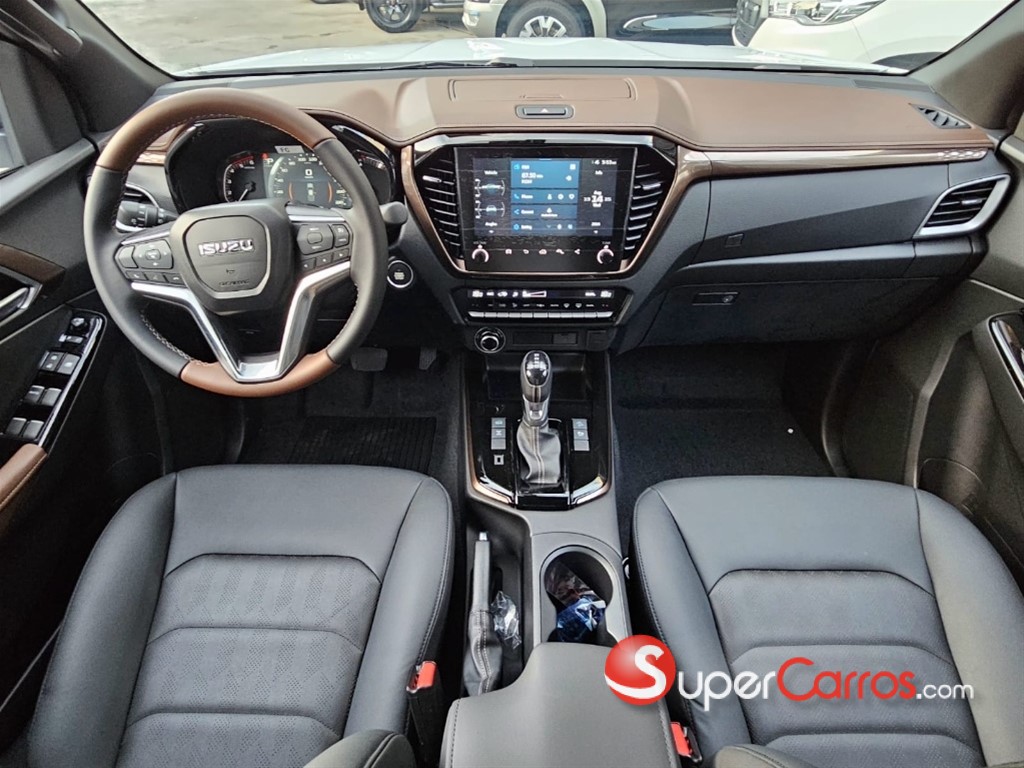 2026 Isuzu DMAX LSE — foto 11 / 12