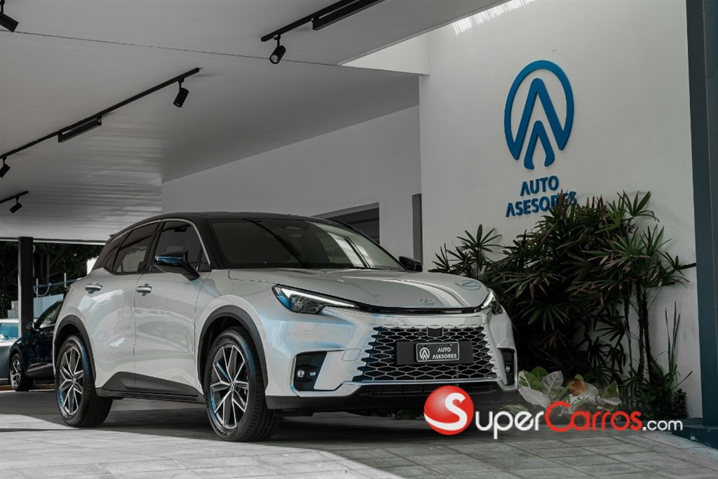 2025 Lexus LBX