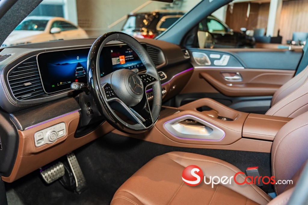 2026 Mercedes-Benz Clase GLS 450 AMG PLUS 4MATIC — foto 5 / 9