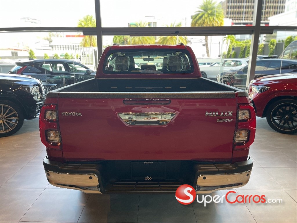 2025 Toyota Hilux Limited — foto 5 / 12