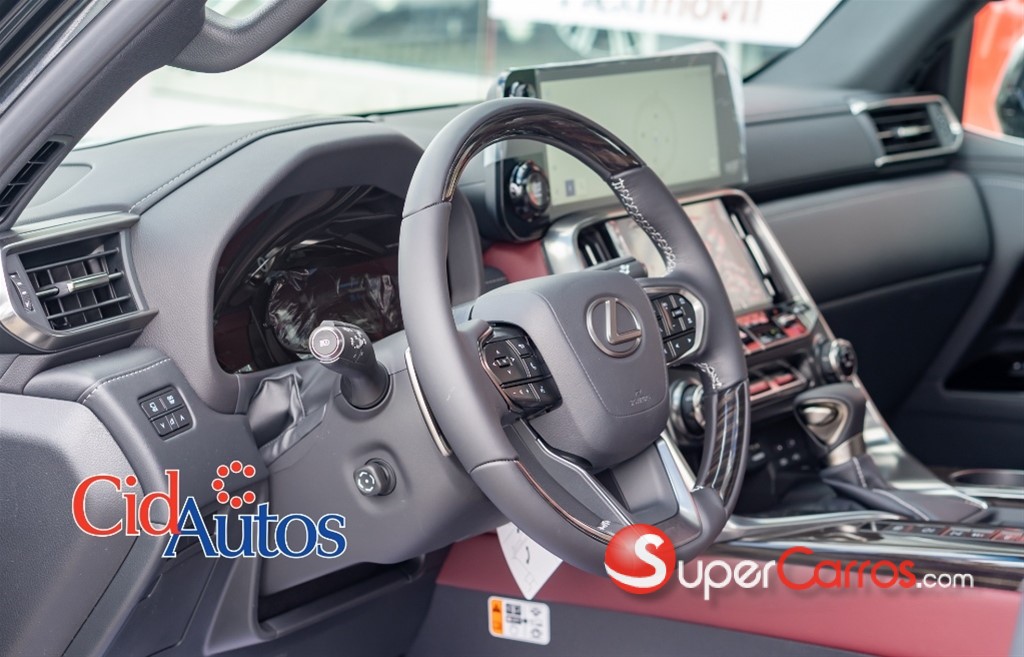 2026 Lexus LX 600 URBAN — foto 8 / 12