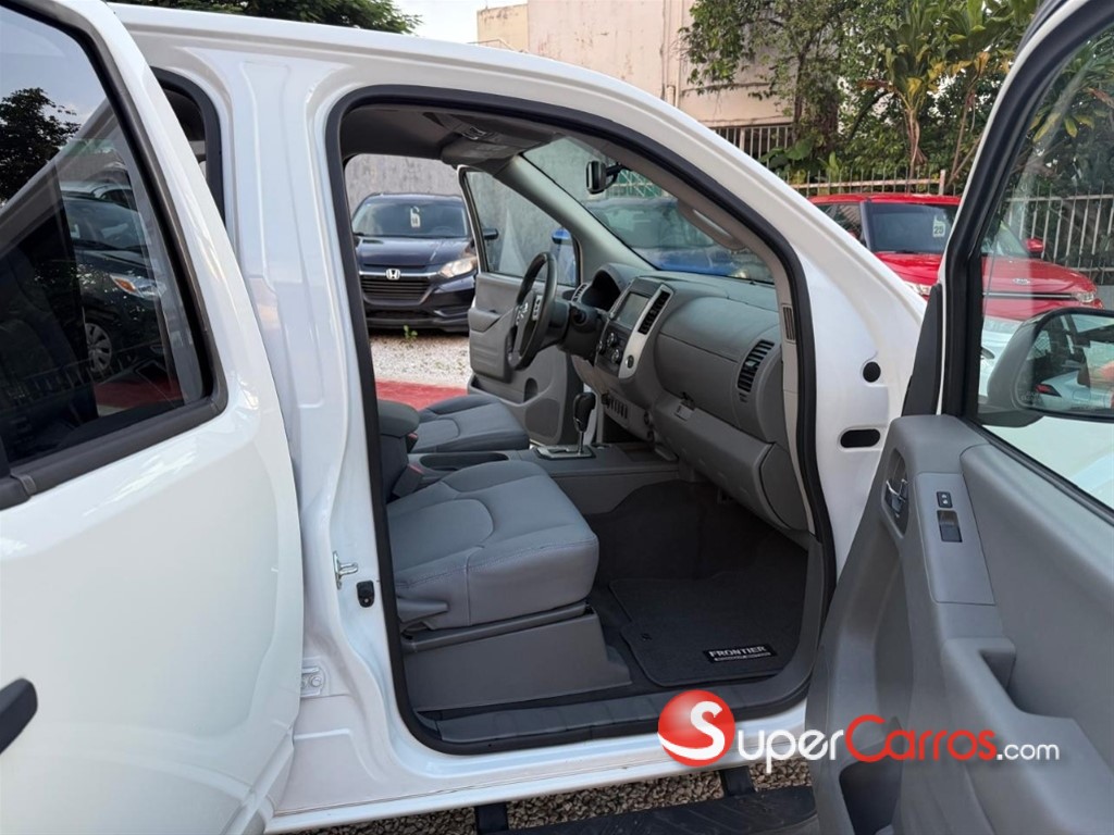 2021 Nissan Frontier SV — foto 7 / 11