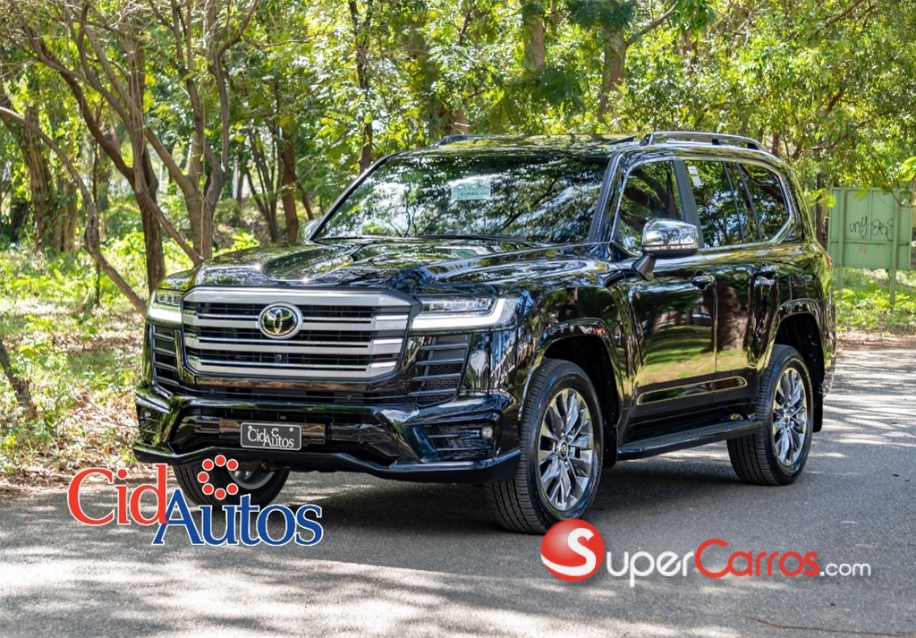 2027 Toyota Land Cruiser VXR — foto 2 / 12